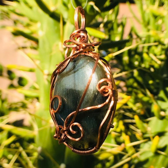 Labradorite in copper - Picture 3 of 3